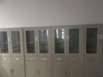 上海松江萬達旁二手辦公家具熱銷，助力企業低成本配置辦公空間